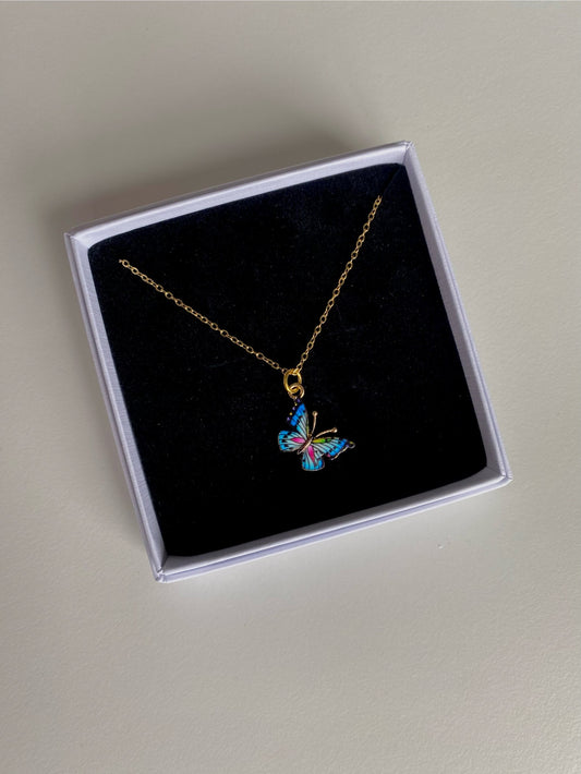 Evie Necklace